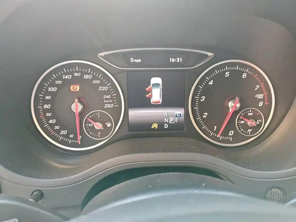 Mercedes-Benz B-Class — миниатюра 7