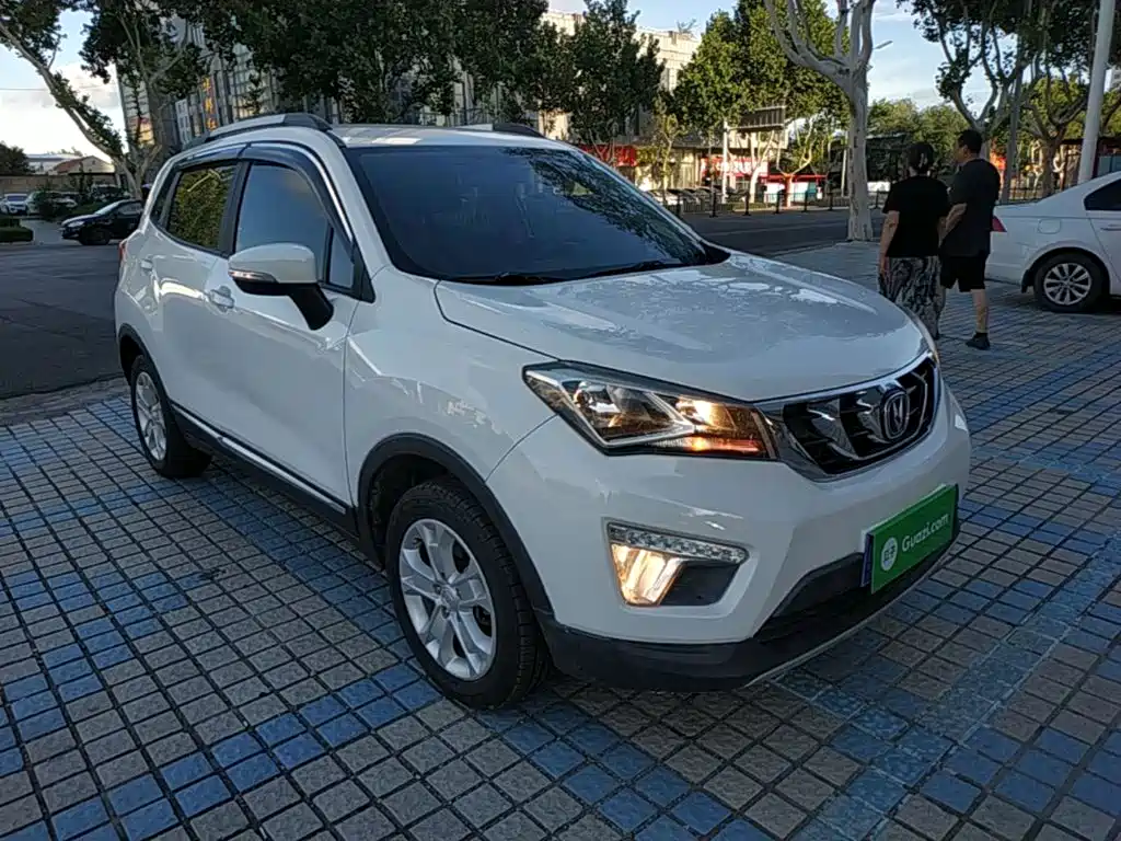 Changan CS15 — миниатюра 4
