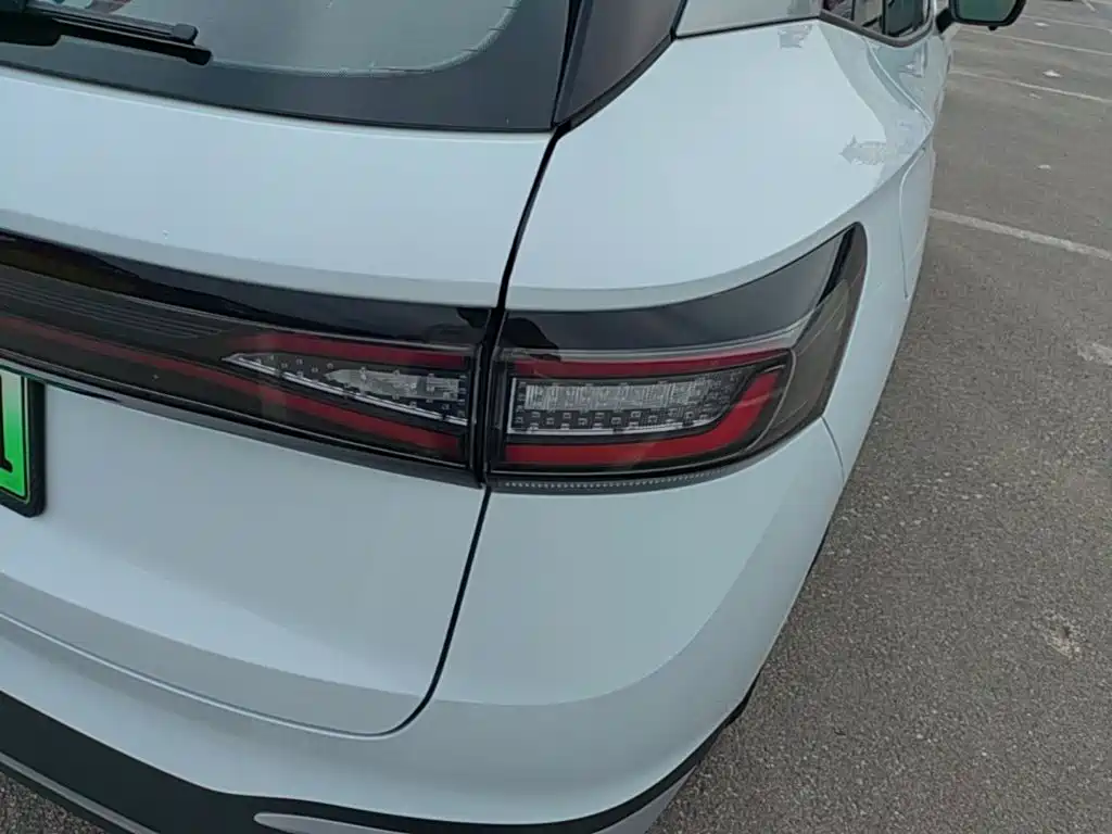 Volkswagen ID.4 X — миниатюра 8