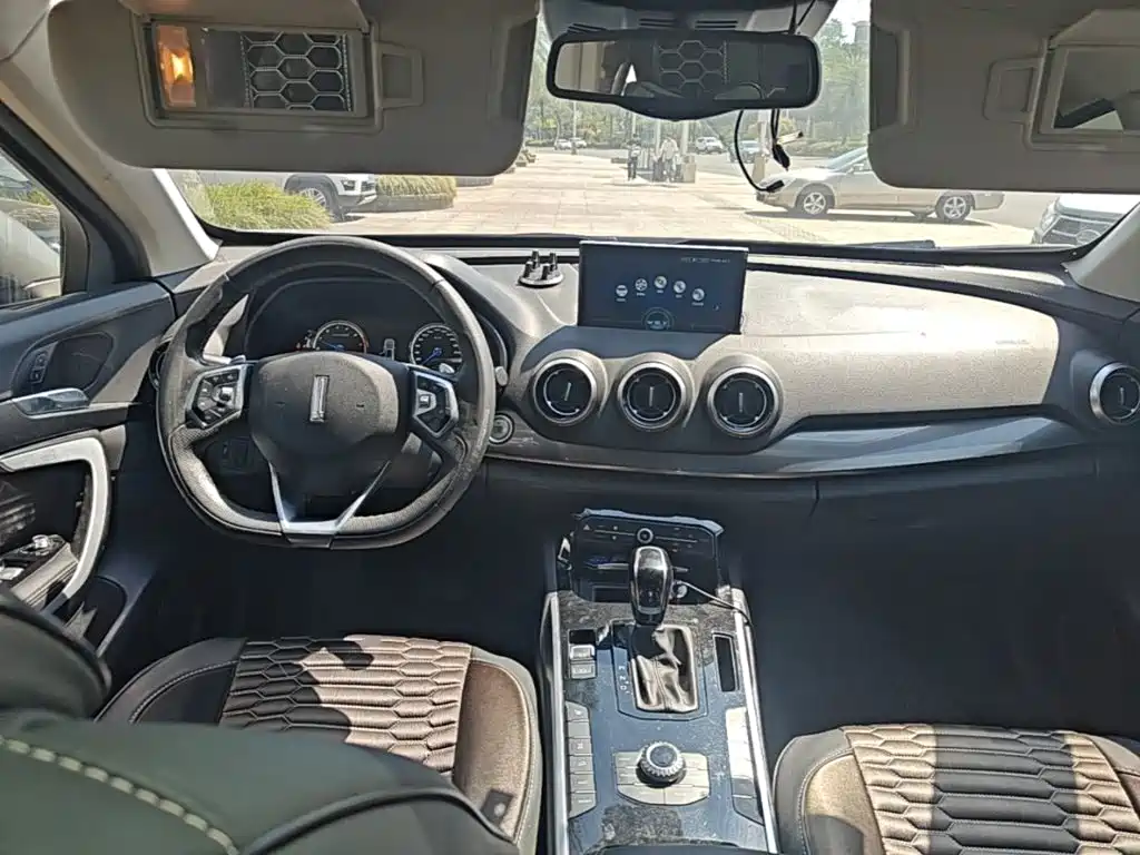 Wey Wey VV7 — миниатюра 10