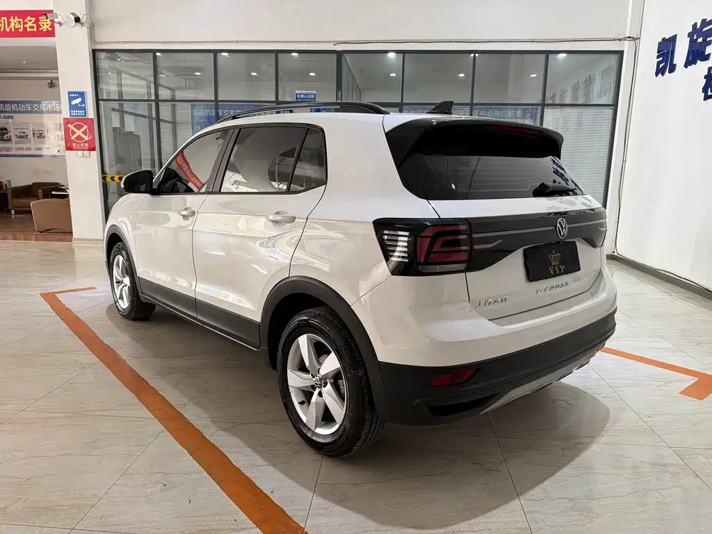 Volkswagen T-Cross — миниатюра 6