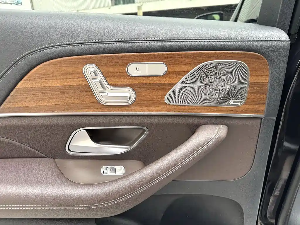 Mercedes-Benz GLS — миниатюра 5