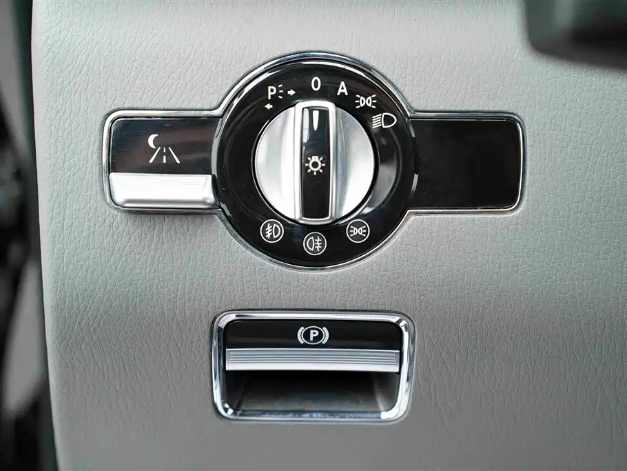 Mercedes-Benz S-Class — миниатюра 9