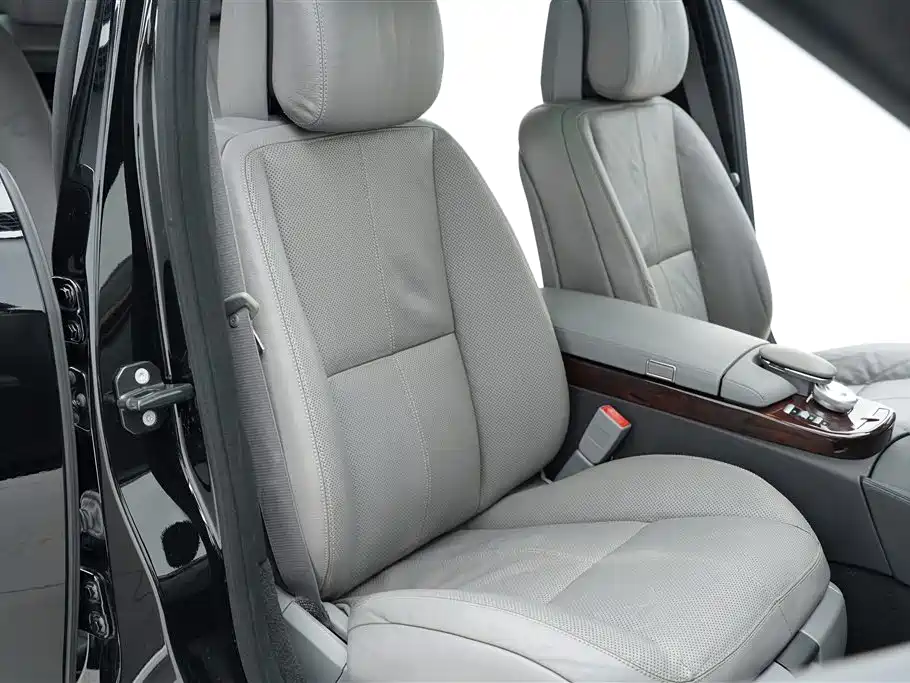 Mercedes-Benz S-Class — миниатюра 19