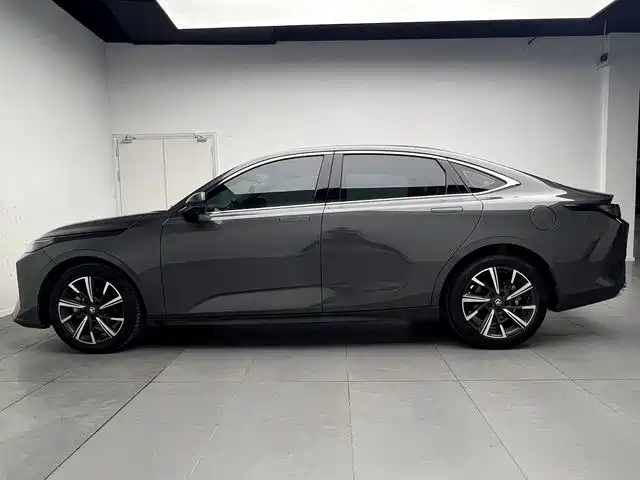 Changan Eado — миниатюра 8