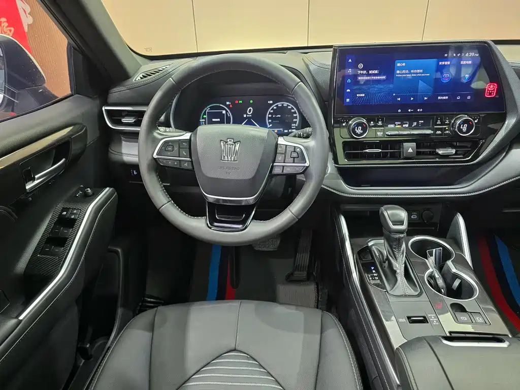 Toyota Crown Kluger — миниатюра 9