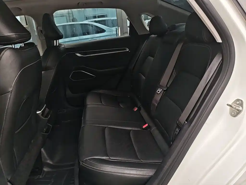 Geely Emgrand — миниатюра 17