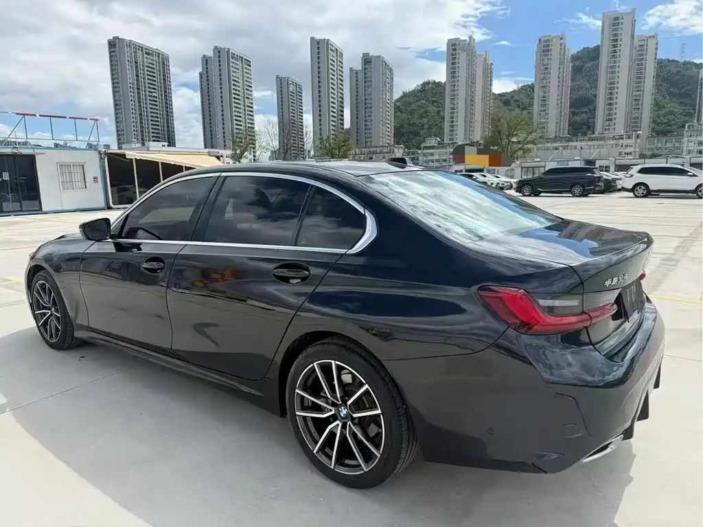 BMW 3 Series — миниатюра 9