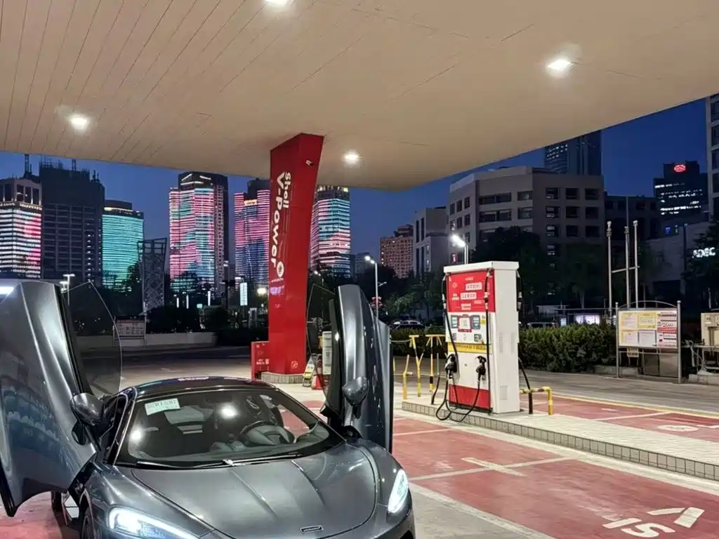 McLaren GT — миниатюра 4