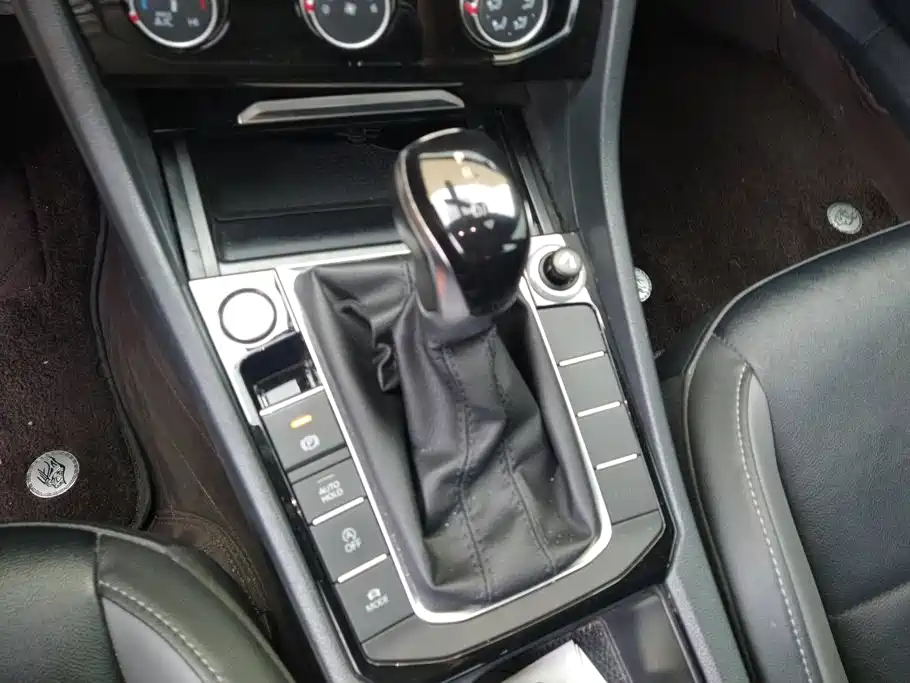 Volkswagen Sagitar — миниатюра 16