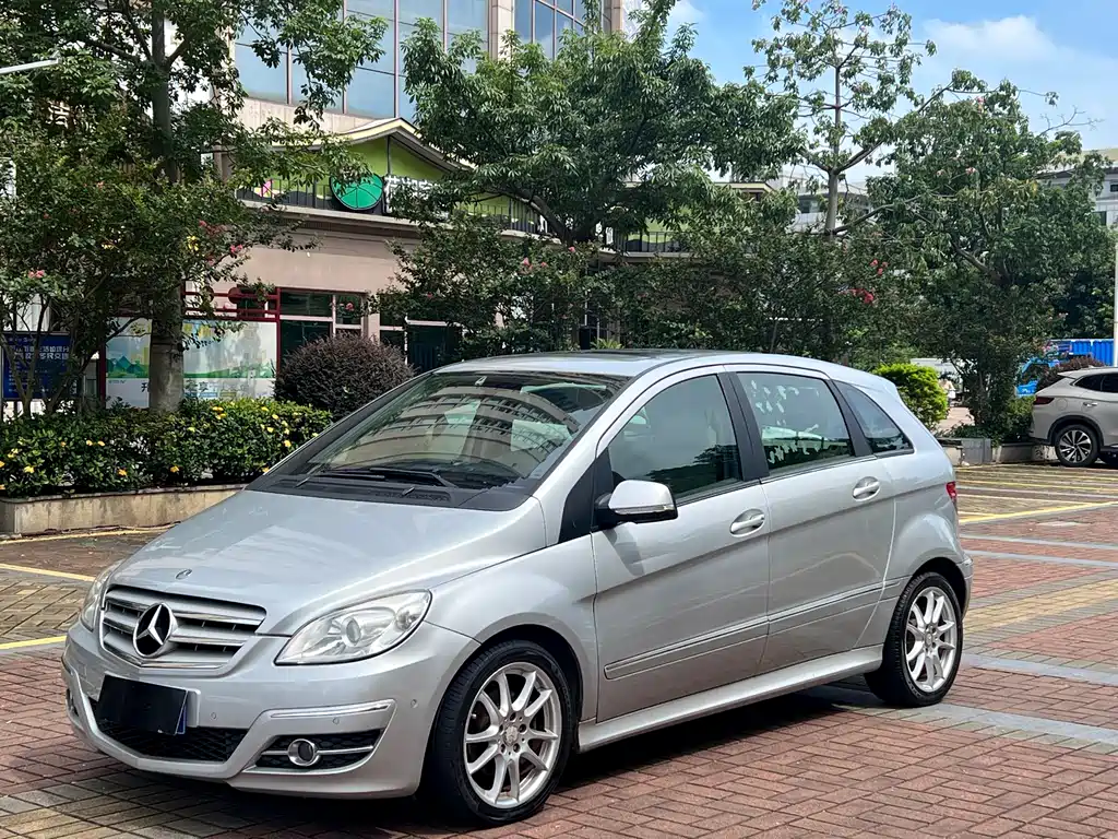 Mercedes-Benz B-Class B 2009 B 200 Luxury