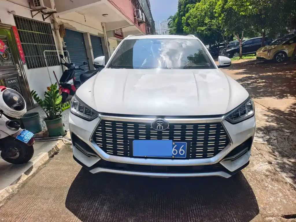 BYD PLUS — миниатюра 2