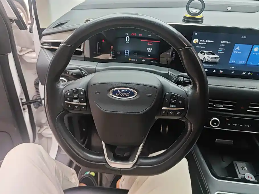 Ford Edge — миниатюра 15