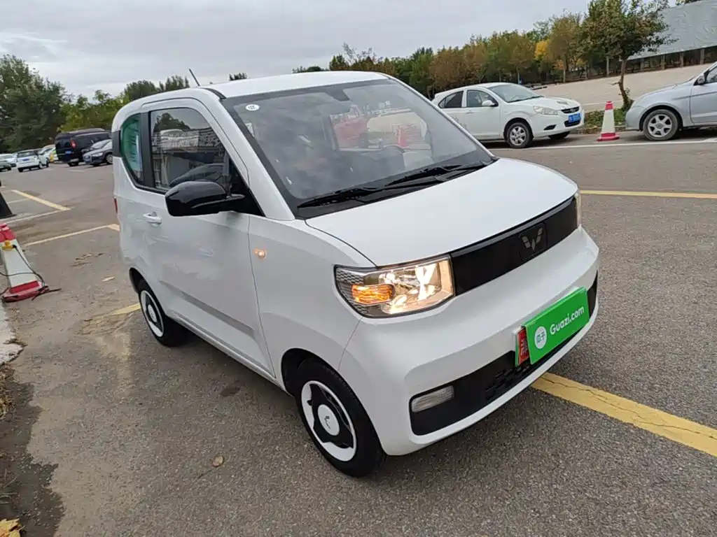 Wuling MINIEV — миниатюра 4