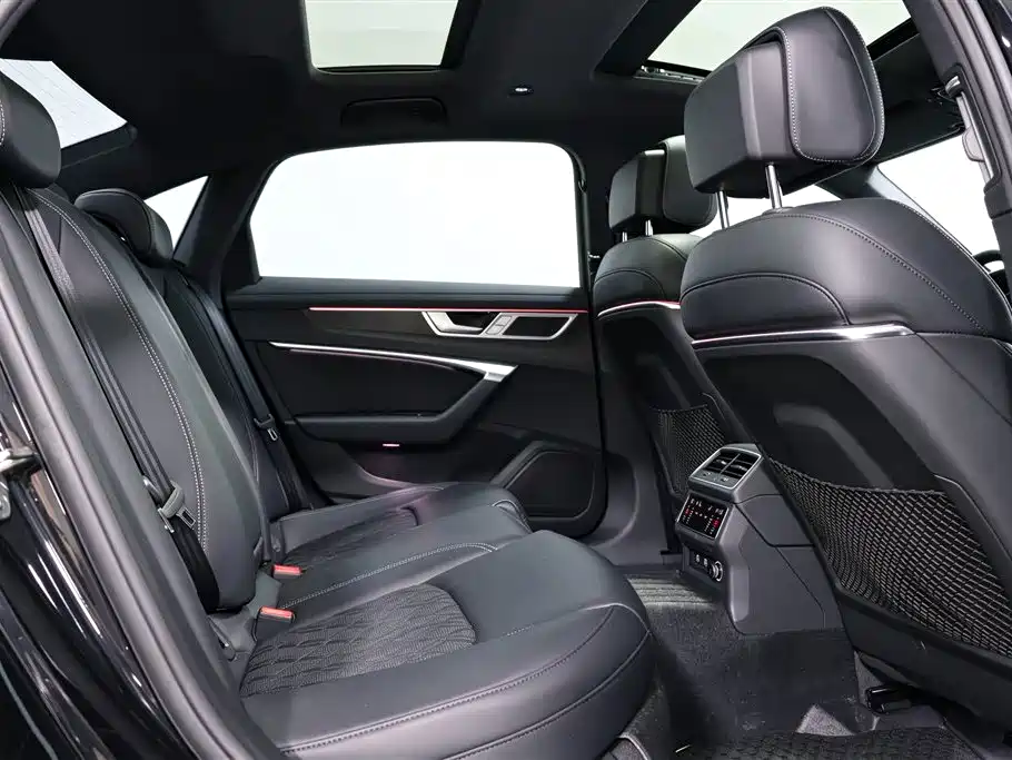 Audi A6L — миниатюра 6