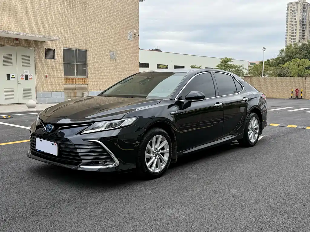 Toyota Camry 2023