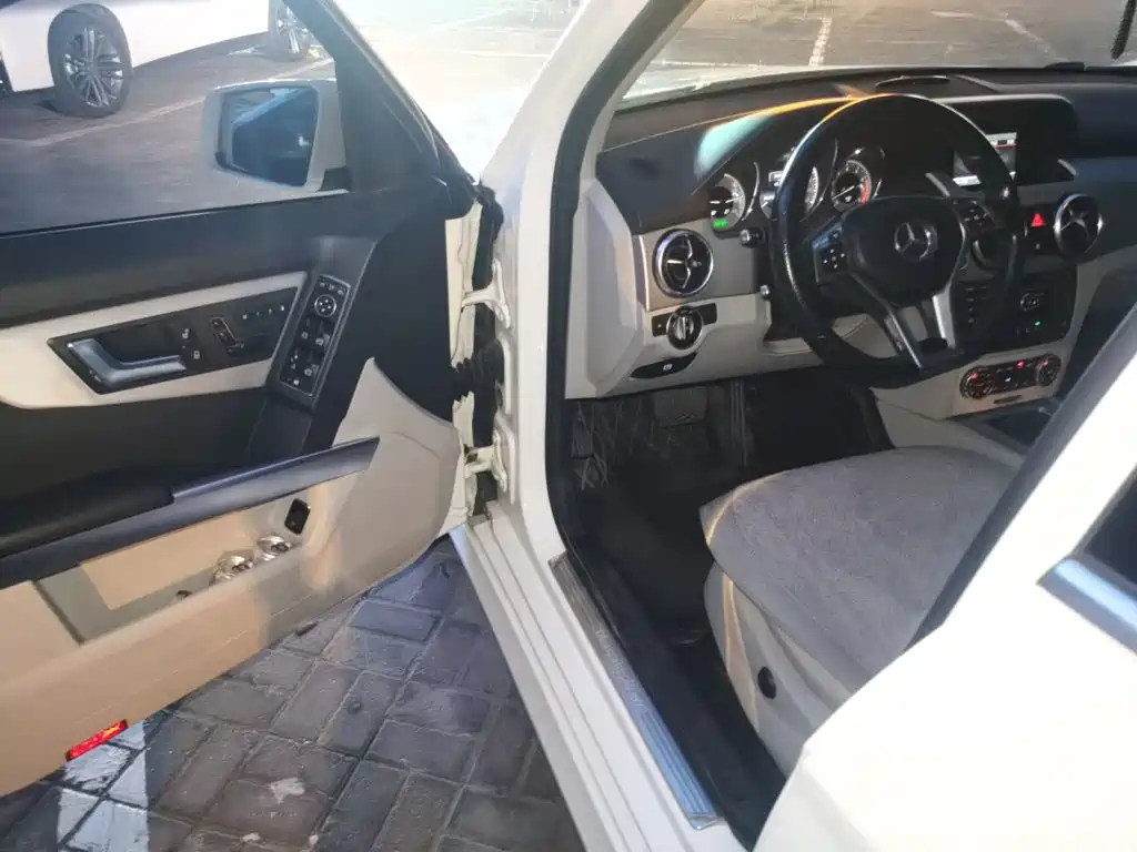 Mercedes-Benz GLK-Class — миниатюра 12