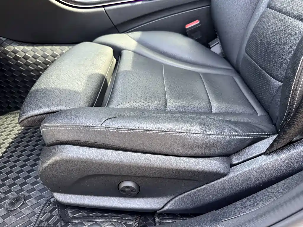Mercedes-Benz C-Class — миниатюра 25