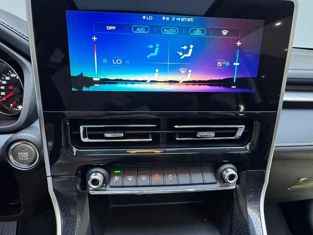 Haval M6 PLUS 1.5T DCT Luxury Connected Type, фото 12
