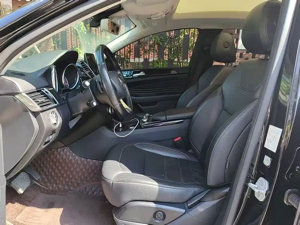 Mercedes-Benz GLE Coupe — миниатюра 9