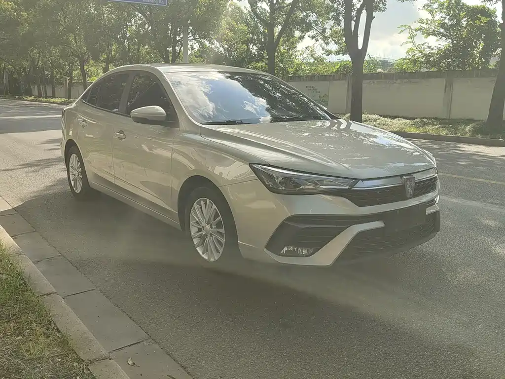 Roewe i5 — миниатюра 2