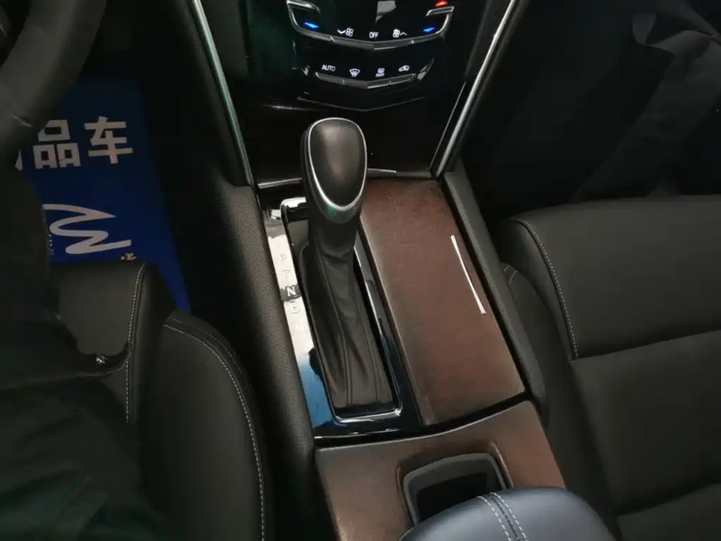 Cadillac XTS — миниатюра 14
