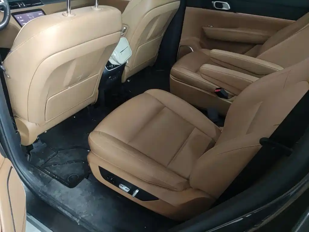 Li Auto Li ONE — миниатюра 17
