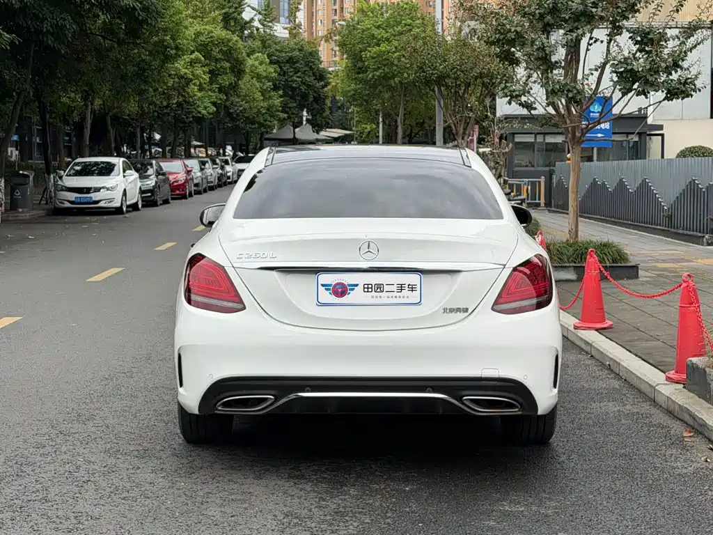 Mercedes-Benz C-Class — миниатюра 5