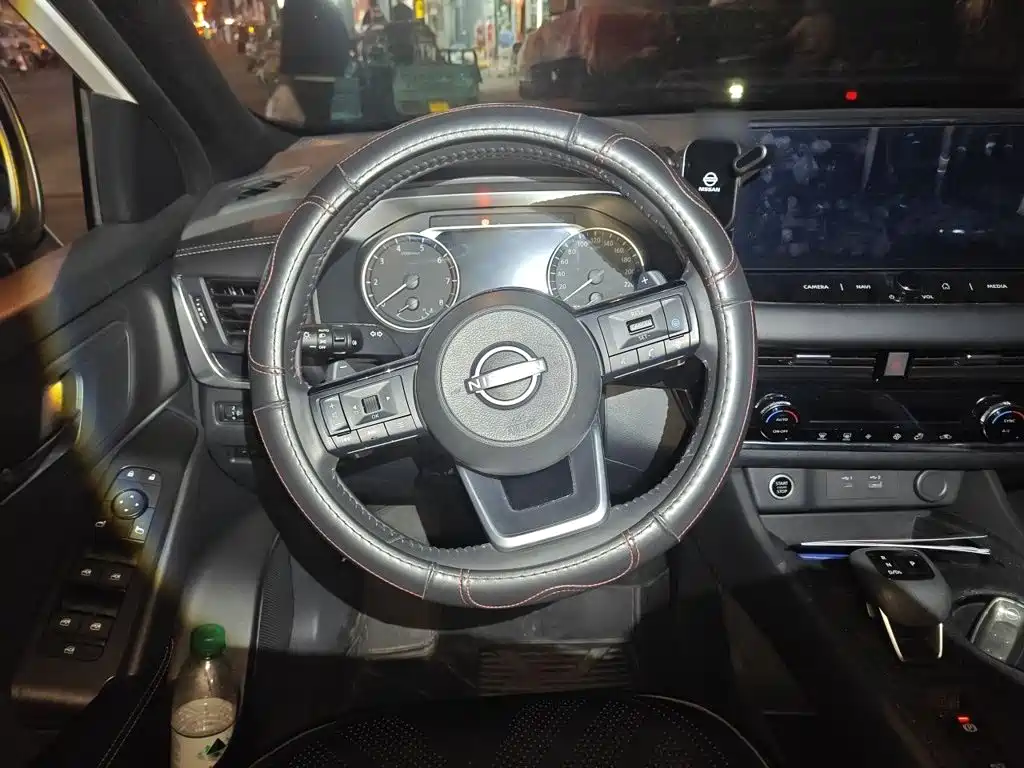 Nissan Qashqai — миниатюра 11