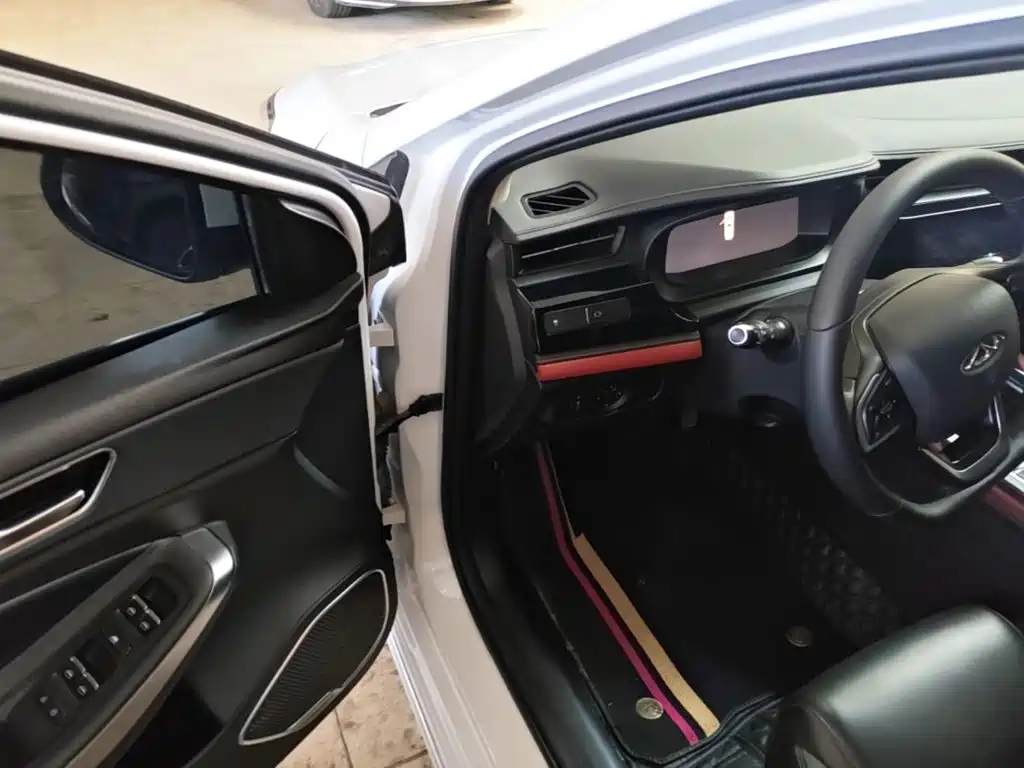 Chery Arrizo 5 PLUS — миниатюра 16