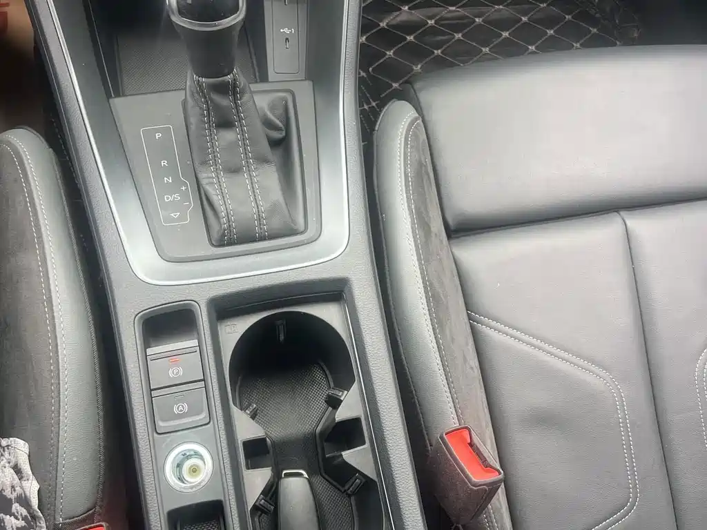 Audi Q3 Sportback — миниатюра 17