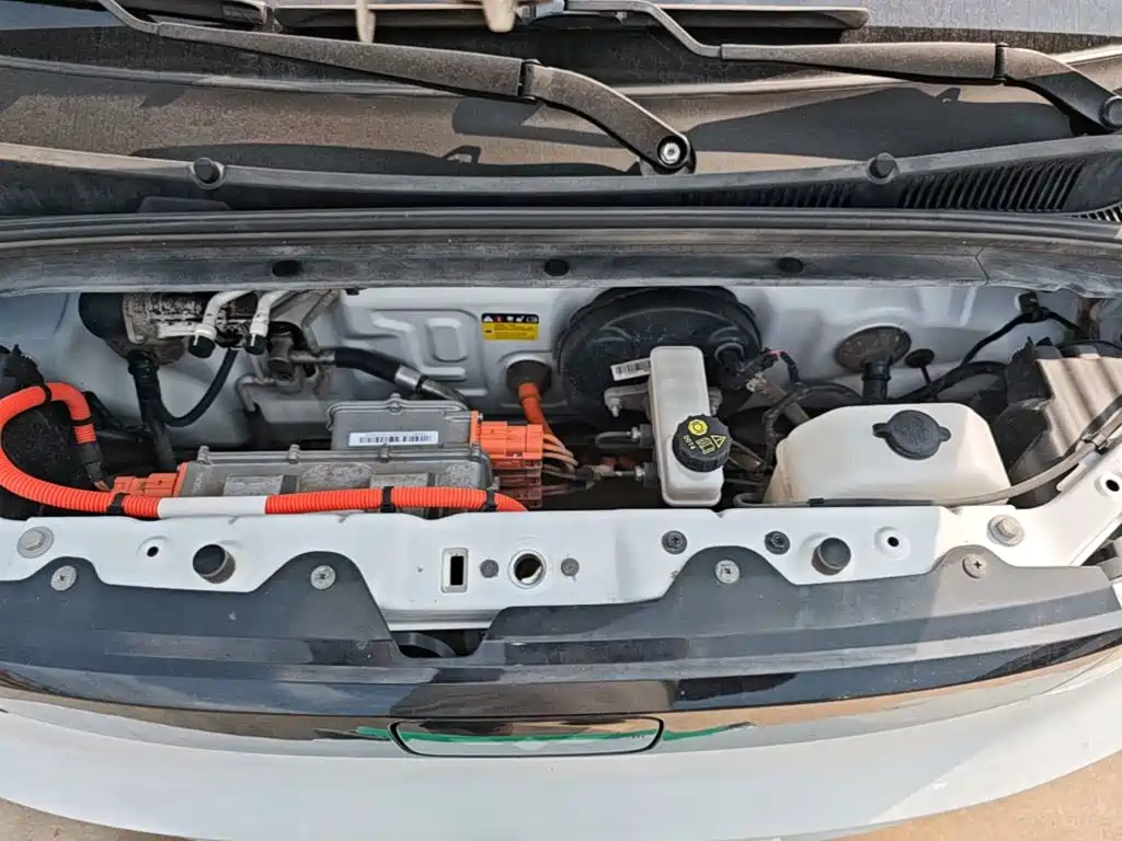 Wuling MINIEV — миниатюра 20