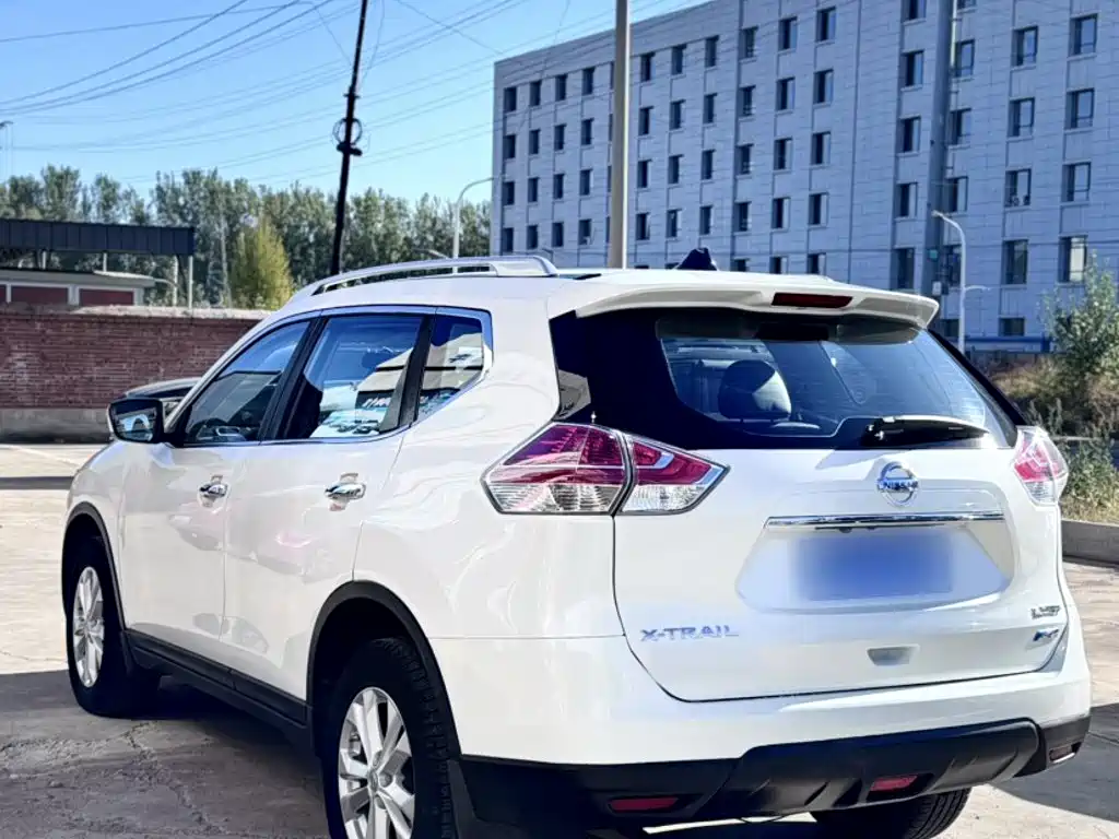 Nissan X-Trail — миниатюра 8