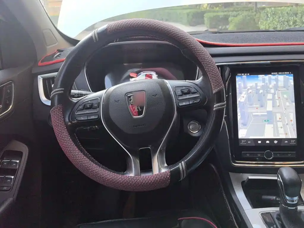 Roewe RX5 New Energy — миниатюра 11