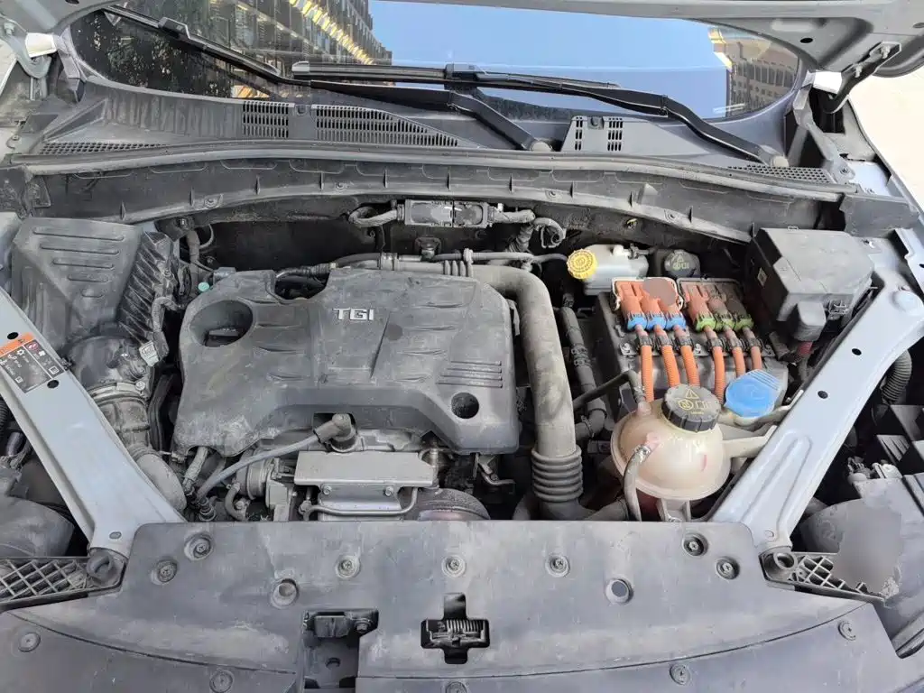 Roewe RX5 New Energy — миниатюра 21