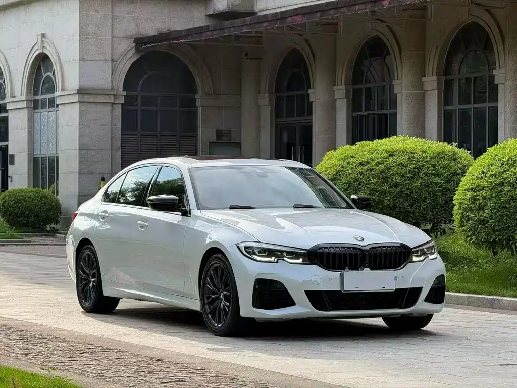 BMW 3 Series — миниатюра 3