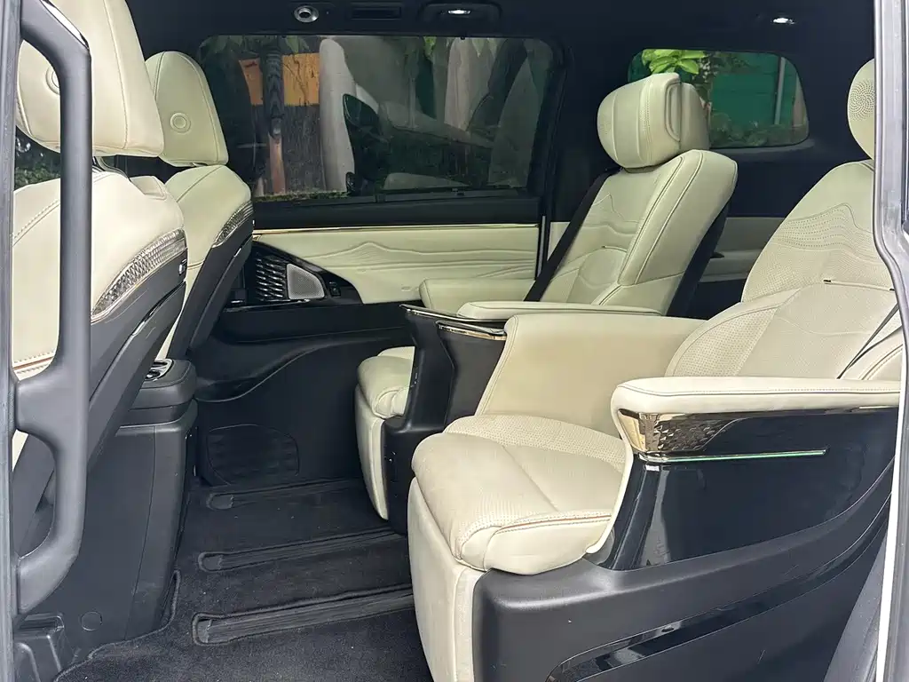 GAC Motor Trumpchi M8 — миниатюра 10