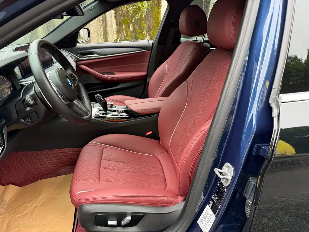 BMW 5 Series — миниатюра 8