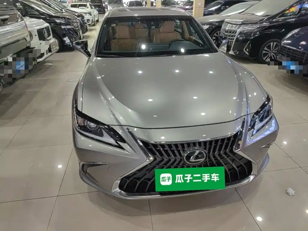 Lexus ES — миниатюра 3