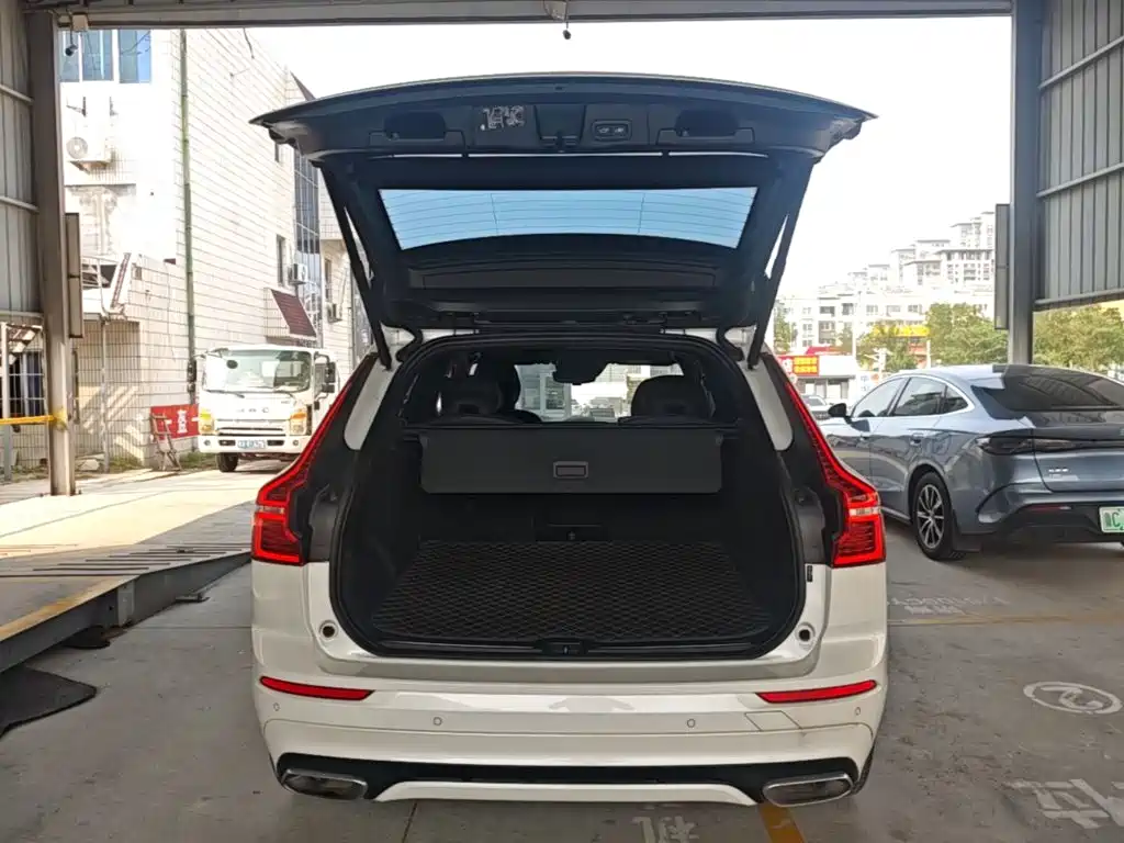 Volvo XC60 — миниатюра 19