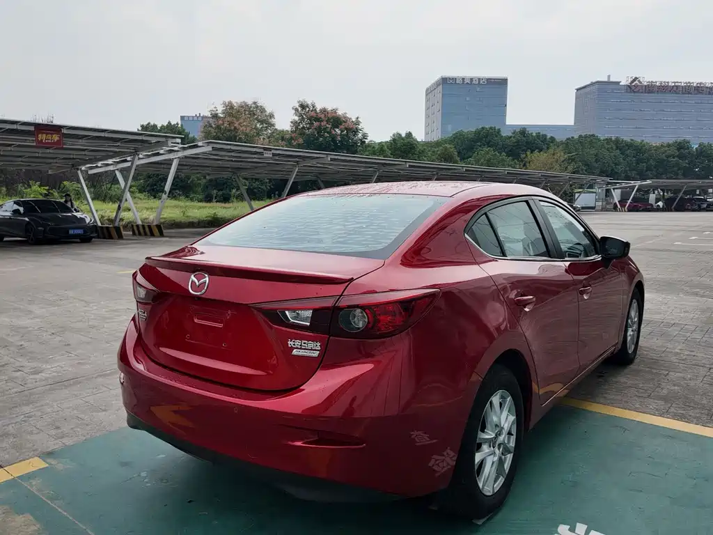 Mazda 3 Axela — миниатюра 6