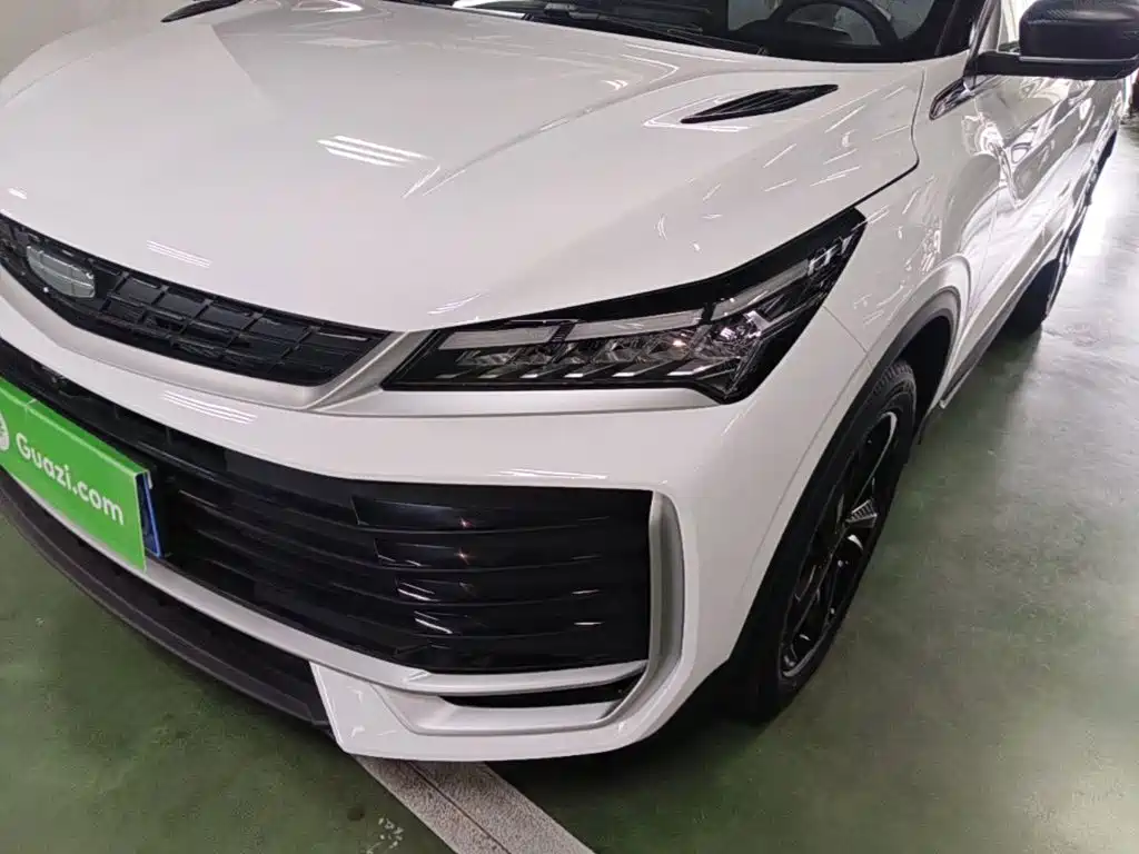 Geely Binyue — миниатюра 24