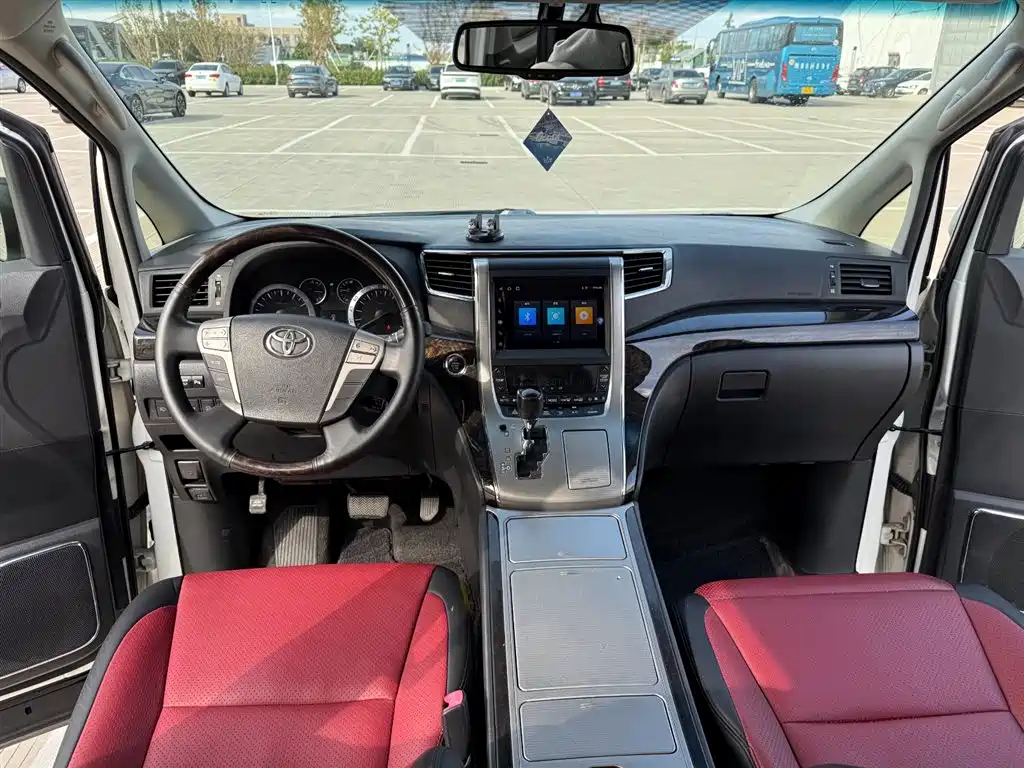 Toyota Alphard 2012 3.5L Luxury