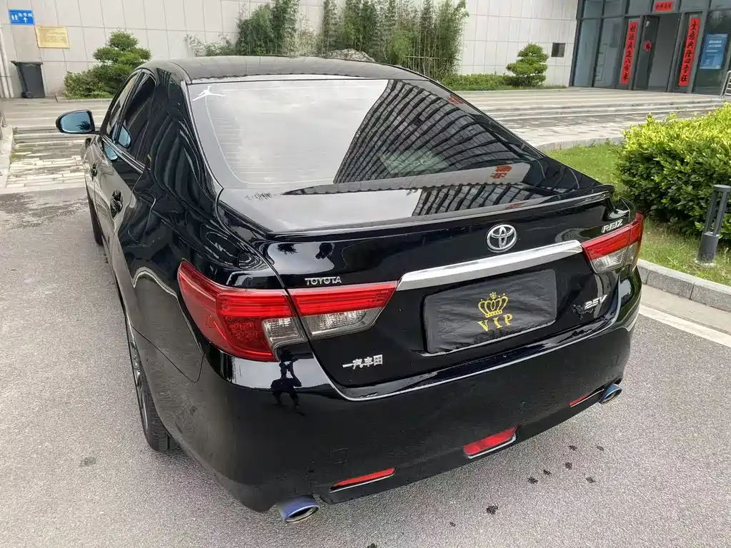 Toyota Reiz 2013 2.5V