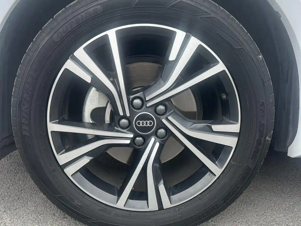 Audi Q3 Sportback — миниатюра 16