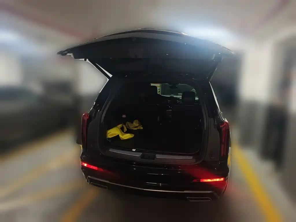 Cadillac XT6 — миниатюра 16