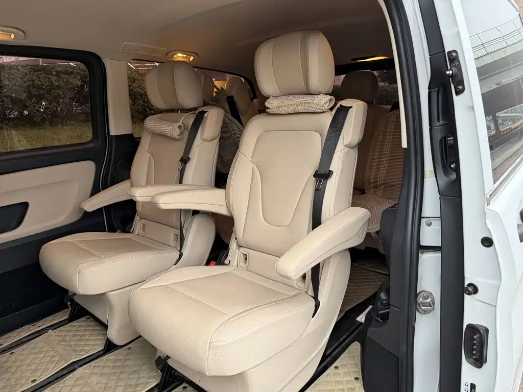 Mercedes-Benz Vito — миниатюра 12
