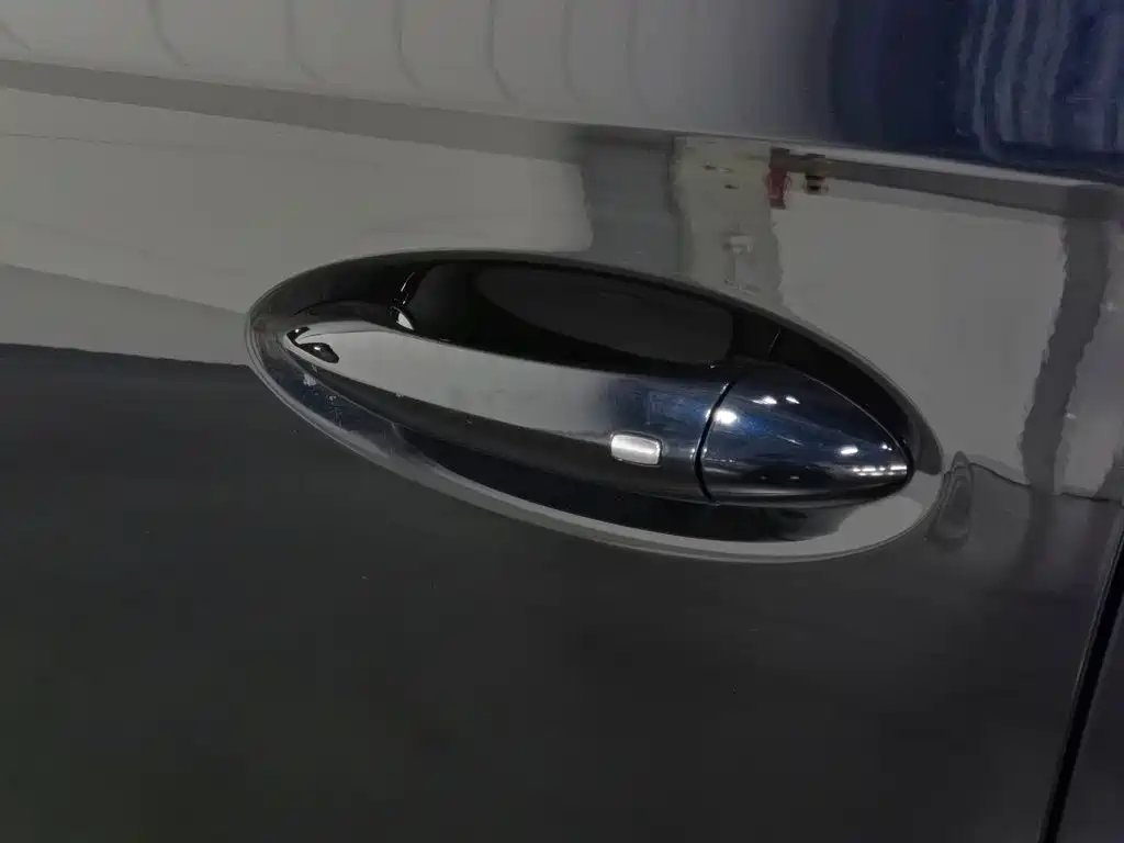 Buick Enclave — миниатюра 18