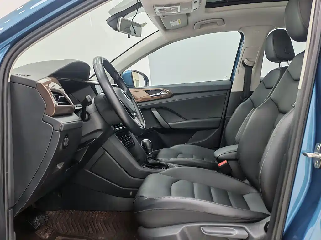 Volkswagen Tharu 2021 280TSI Comfort