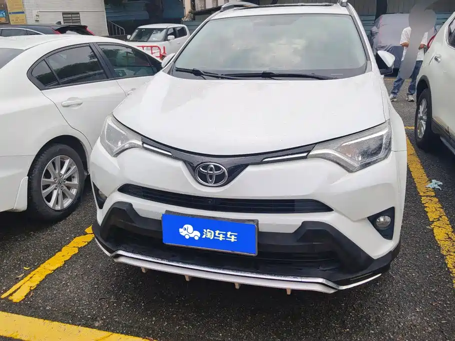 Toyota RAV4 — миниатюра 2